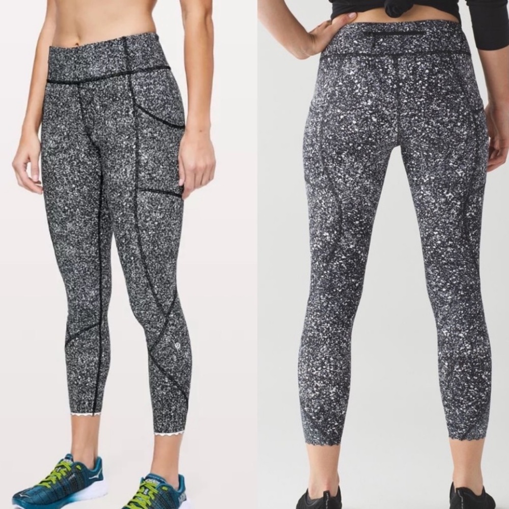 LULULEMON NWT 2 XS Tight Stuff Leggings Pants Fitness Gym workout yoga Pilates - Picture 1 of 12